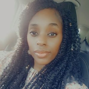 Meet your Posher, Jasmine